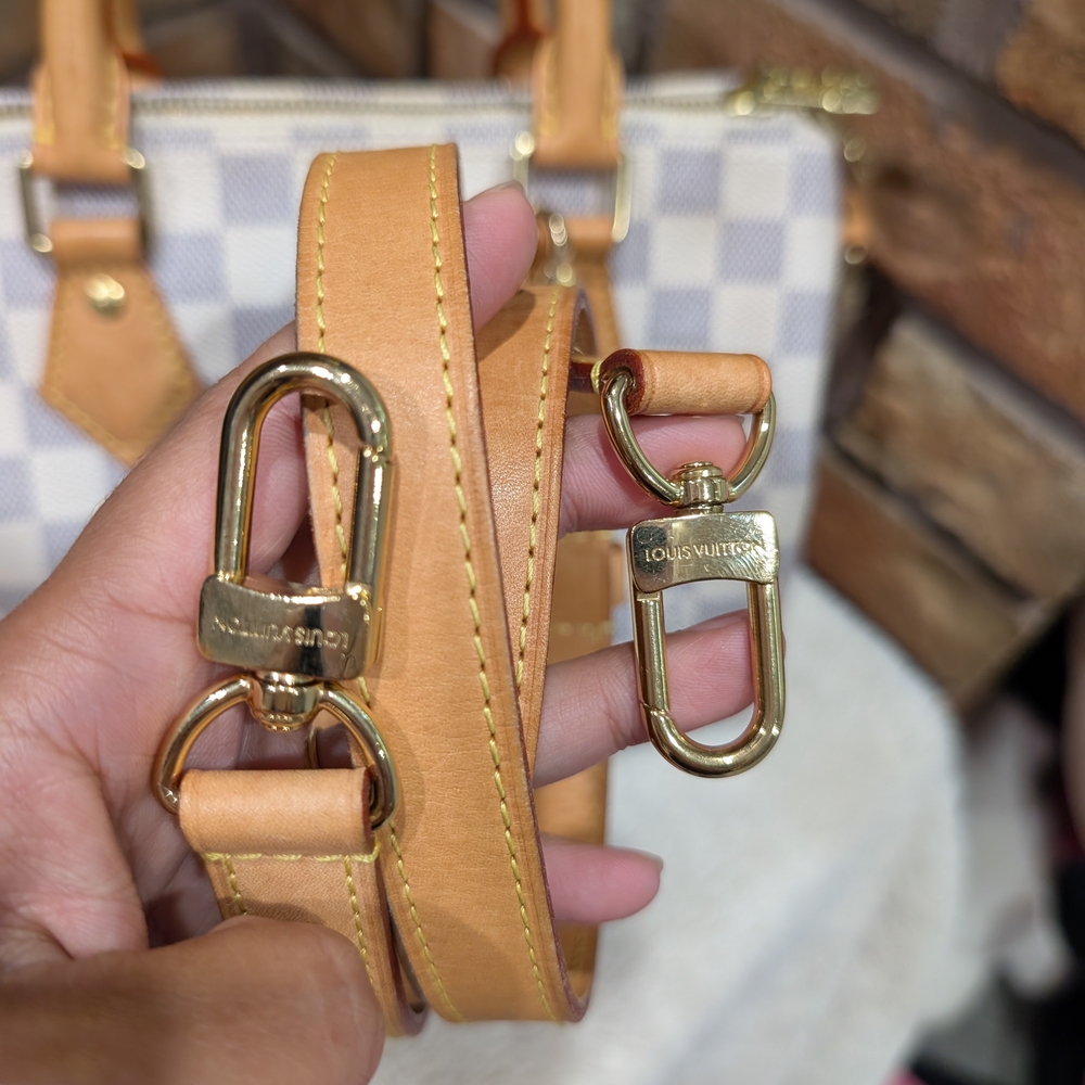 Sold - Picture 2 of 15